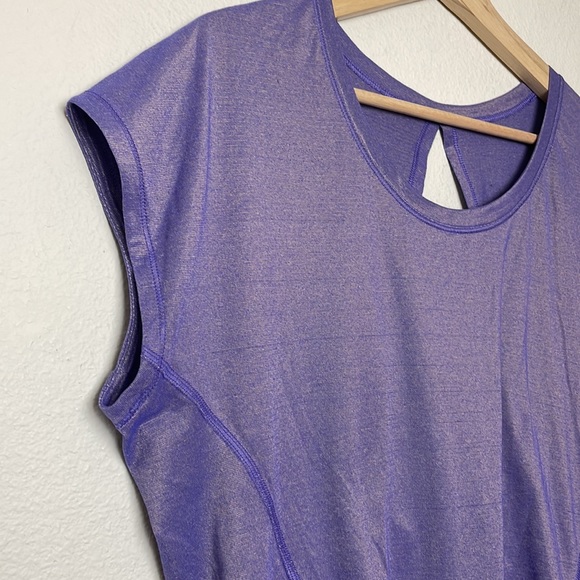 Lululemon Women’s Sweaty Or Not Crop Tee Heathered Iris Flower / Gold Size 8-10 - Picture 3 of 9
